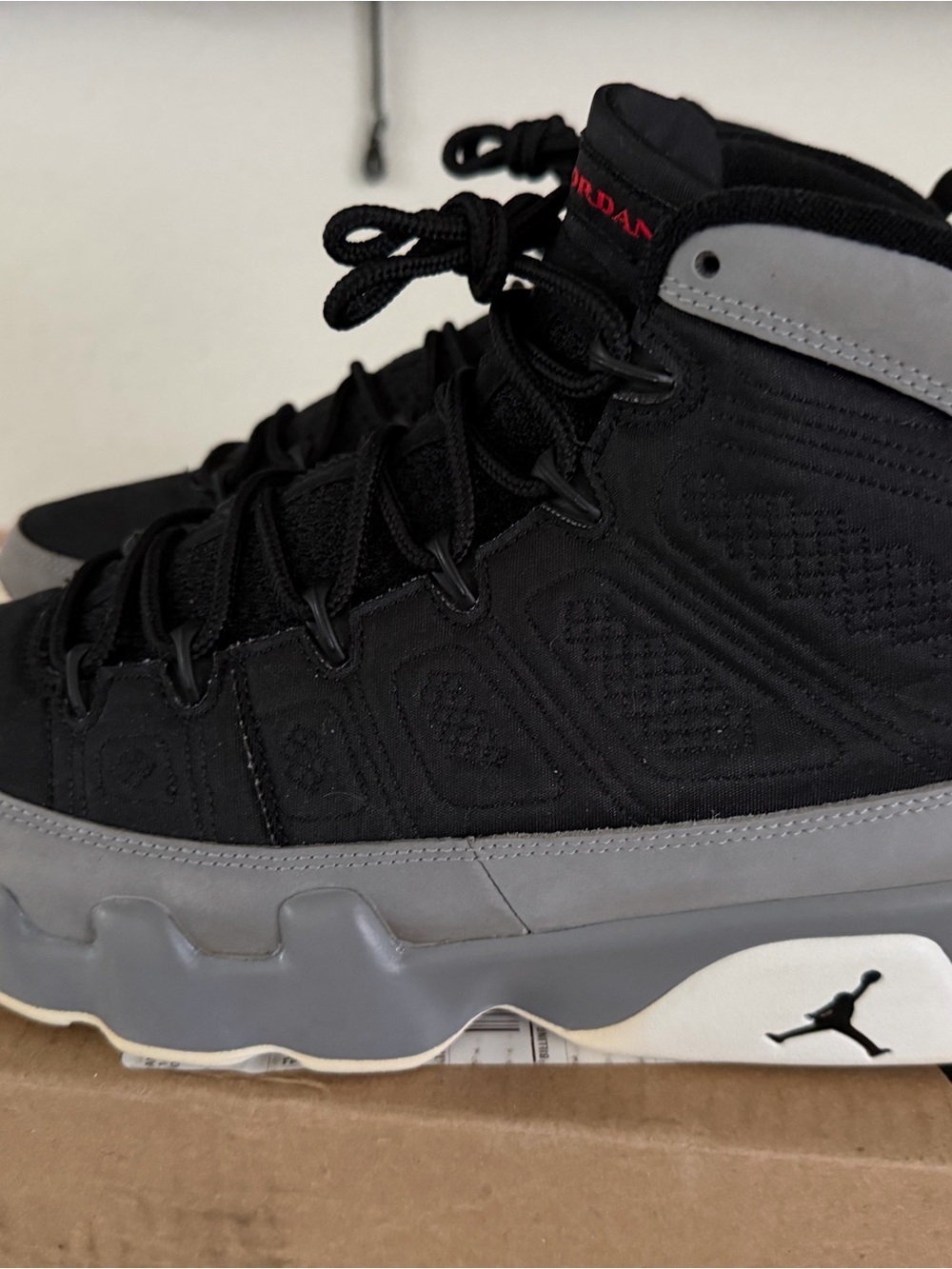 Air Jordan 9 particle gray size 10
